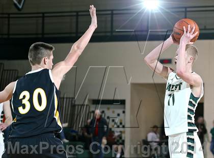 Thumbnail 3 in Hamilton vs. Zeeland West photogallery.