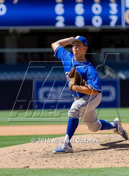 Thumbnail 1 in Grossmont @ Steele Canyon photogallery.