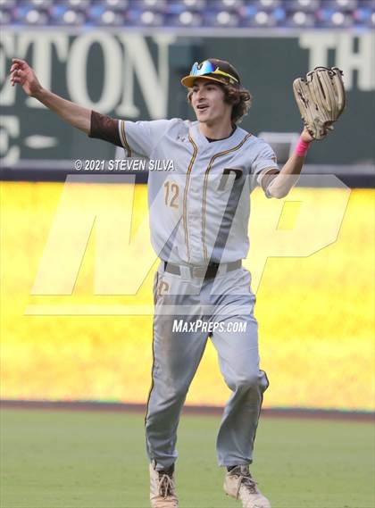 Thumbnail 3 in Bishop's vs. Francis Parker (at Petco Park) photogallery.