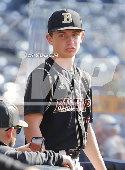Thumbnail 1 in Bishop's vs. Francis Parker (at Petco Park) photogallery.