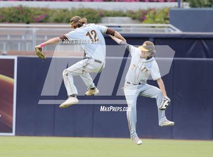 Thumbnail 3 in Bishop's vs. Francis Parker (at Petco Park) photogallery.