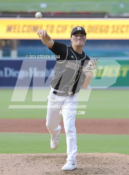 Thumbnail 2 in Bishop's vs. Francis Parker (at Petco Park) photogallery.