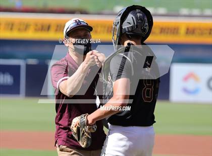 Thumbnail 2 in Bishop's vs. Francis Parker (at Petco Park) photogallery.