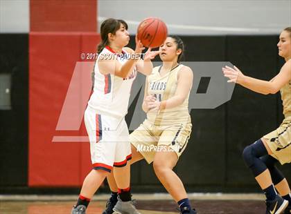 Thumbnail 3 in Yucaipa vs. Great Oak (Mustang Tip-Off Classic) photogallery.