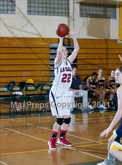 Thumbnail 1 in La Salle vs Menlo (Santa Barbara Tournament of Champions) photogallery.