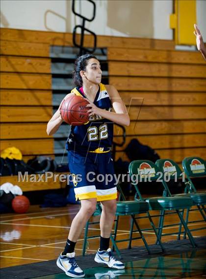 Thumbnail 3 in La Salle vs Menlo (Santa Barbara Tournament of Champions) photogallery.