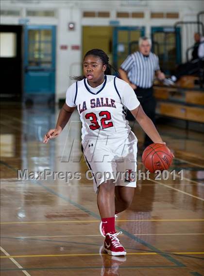 Thumbnail 1 in La Salle vs Menlo (Santa Barbara Tournament of Champions) photogallery.