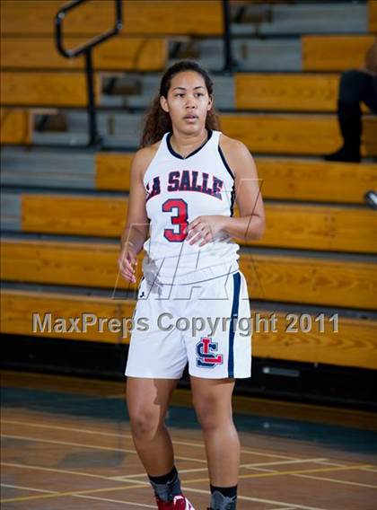 Thumbnail 1 in La Salle vs Menlo (Santa Barbara Tournament of Champions) photogallery.