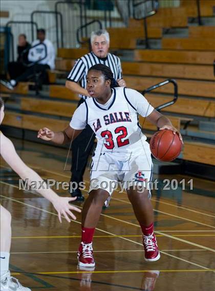 Thumbnail 1 in La Salle vs Menlo (Santa Barbara Tournament of Champions) photogallery.