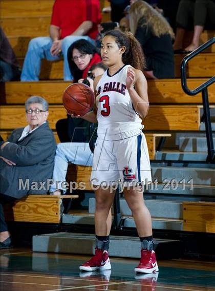Thumbnail 2 in La Salle vs Menlo (Santa Barbara Tournament of Champions) photogallery.