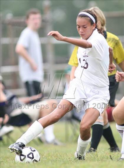 Thumbnail 3 in Clarkstown South vs. O'Neill (Nanuet Tourney) photogallery.