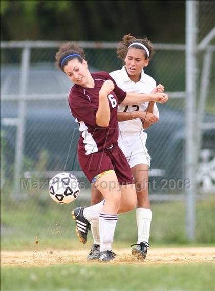 Thumbnail 3 in Clarkstown South vs. O'Neill (Nanuet Tourney) photogallery.