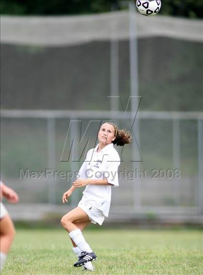 Thumbnail 3 in Clarkstown South vs. O'Neill (Nanuet Tourney) photogallery.