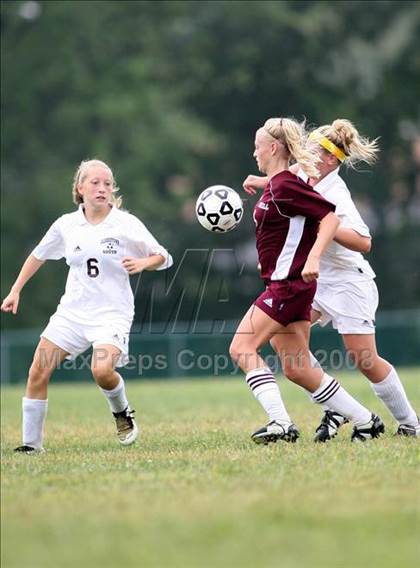 Thumbnail 2 in Clarkstown South vs. O'Neill (Nanuet Tourney) photogallery.