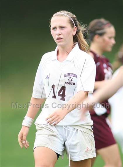 Thumbnail 3 in Clarkstown South vs. O'Neill (Nanuet Tourney) photogallery.