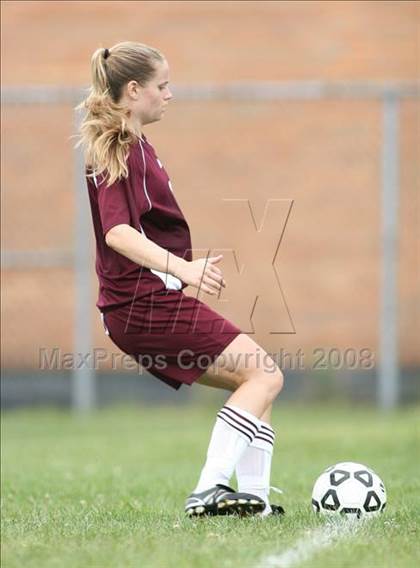 Thumbnail 3 in Clarkstown South vs. O'Neill (Nanuet Tourney) photogallery.