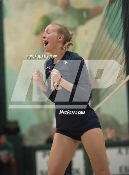 Thumbnail 2 in Del Norte @ Poway photogallery.