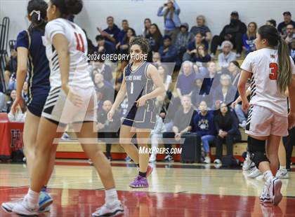 Thumbnail 2 in Notre Dame (SO) @ Harvard-Westlake photogallery.