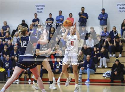 Thumbnail 1 in Notre Dame (SO) @ Harvard-Westlake photogallery.