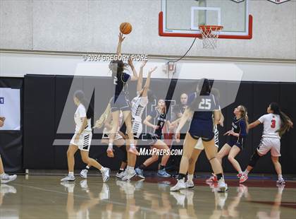 Thumbnail 3 in Notre Dame (SO) @ Harvard-Westlake photogallery.