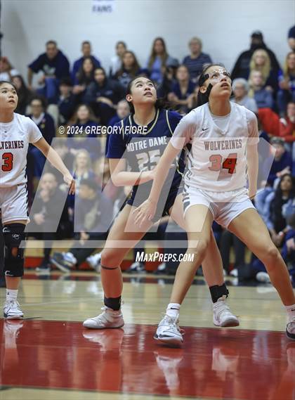 Thumbnail 1 in Notre Dame (SO) @ Harvard-Westlake photogallery.
