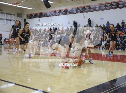 Thumbnail 1 in Notre Dame (SO) @ Harvard-Westlake photogallery.