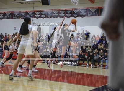 Thumbnail 2 in Notre Dame (SO) @ Harvard-Westlake photogallery.