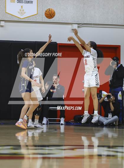 Thumbnail 1 in Notre Dame (SO) @ Harvard-Westlake photogallery.