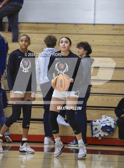 Thumbnail 1 in Notre Dame (SO) @ Harvard-Westlake photogallery.
