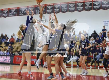 Thumbnail 1 in Notre Dame (SO) @ Harvard-Westlake photogallery.