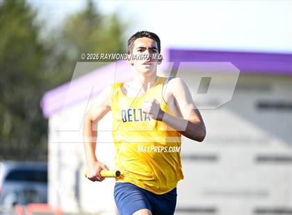 Thumbnail 3 in Muncie Central Duals (4 x 800 Meter Relay) photogallery.