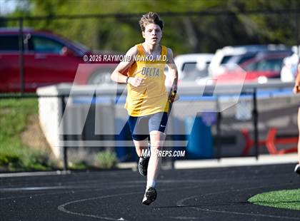 Thumbnail 2 in Muncie Central Duals (4 x 800 Meter Relay) photogallery.
