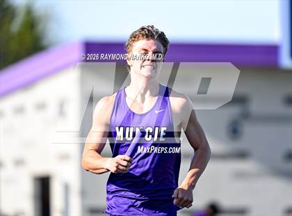 Thumbnail 2 in Muncie Central Duals (4 x 800 Meter Relay) photogallery.