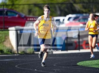 Thumbnail 1 in Muncie Central Duals (4 x 800 Meter Relay) photogallery.