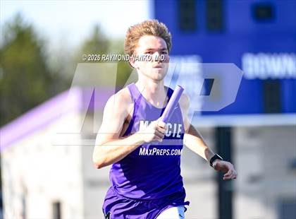 Thumbnail 1 in Muncie Central Duals (4 x 800 Meter Relay) photogallery.