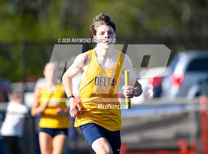 Thumbnail 2 in Muncie Central Duals (4 x 800 Meter Relay) photogallery.