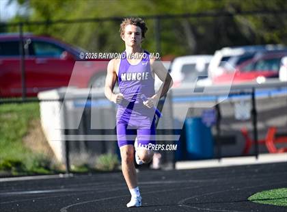 Thumbnail 1 in Muncie Central Duals (4 x 800 Meter Relay) photogallery.
