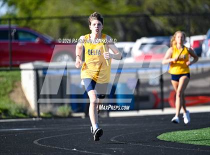 Thumbnail 2 in Muncie Central Duals (4 x 800 Meter Relay) photogallery.