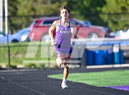 Thumbnail 1 in Muncie Central Duals (4 x 800 Meter Relay) photogallery.