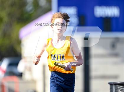 Thumbnail 3 in Muncie Central Duals (4 x 800 Meter Relay) photogallery.