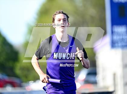 Thumbnail 2 in Muncie Central Duals (4 x 800 Meter Relay) photogallery.