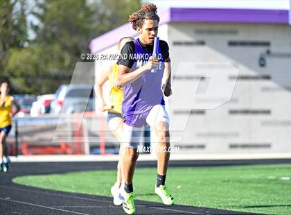 Thumbnail 2 in Muncie Central Duals (4 x 800 Meter Relay) photogallery.