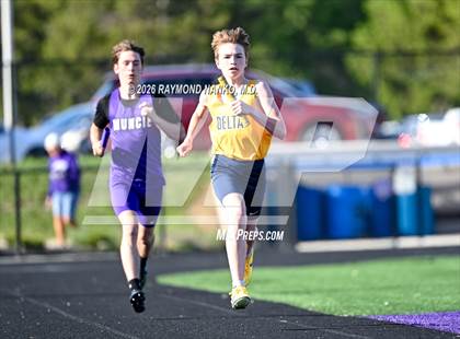 Thumbnail 2 in Muncie Central Duals (4 x 800 Meter Relay) photogallery.