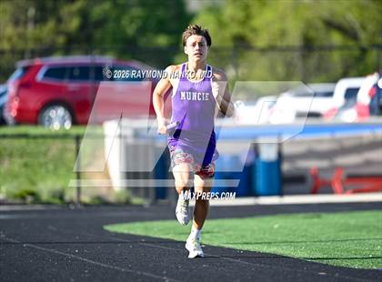 Thumbnail 1 in Muncie Central Duals (4 x 800 Meter Relay) photogallery.