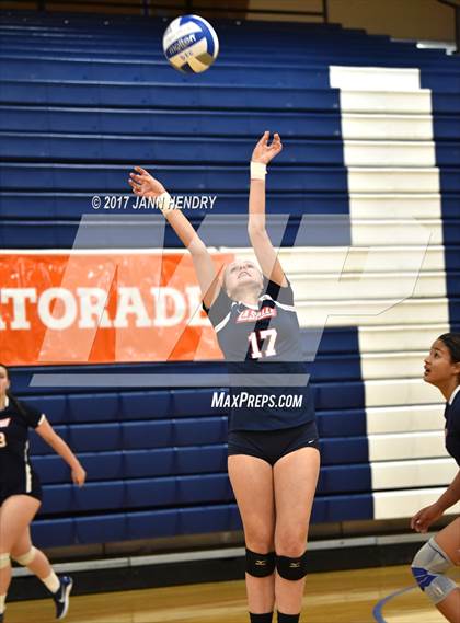 Thumbnail 1 in La Salle vs Skyview (Durango Fall Classic) photogallery.