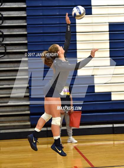 Thumbnail 3 in La Salle vs Skyview (Durango Fall Classic) photogallery.