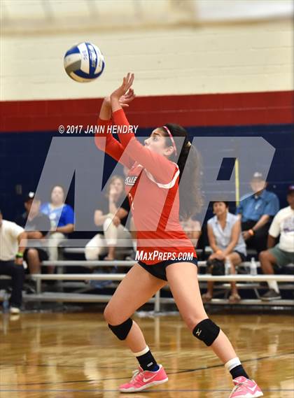 Thumbnail 1 in La Salle vs Skyview (Durango Fall Classic) photogallery.