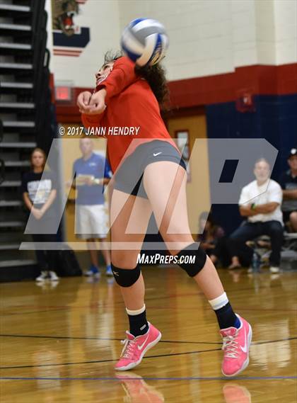 Thumbnail 3 in La Salle vs Skyview (Durango Fall Classic) photogallery.