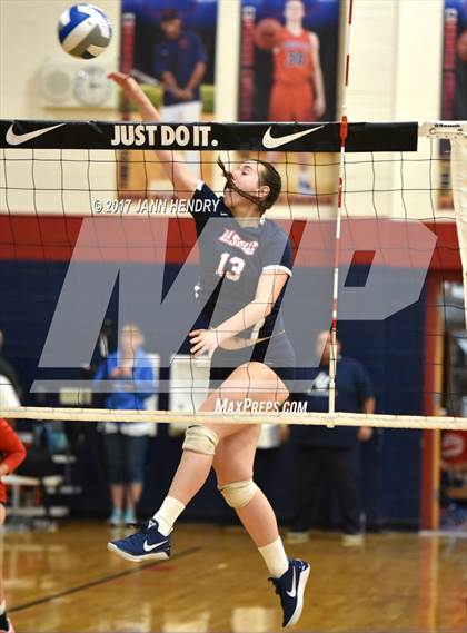 Thumbnail 2 in La Salle vs Skyview (Durango Fall Classic) photogallery.
