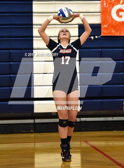 Thumbnail 3 in La Salle vs Skyview (Durango Fall Classic) photogallery.
